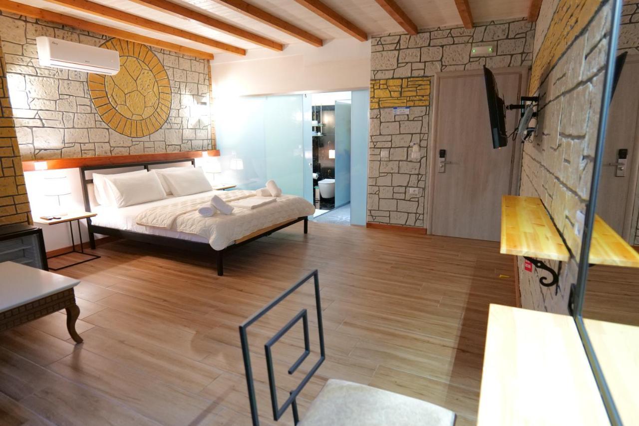 Oceanic Overview 4* Sarandë